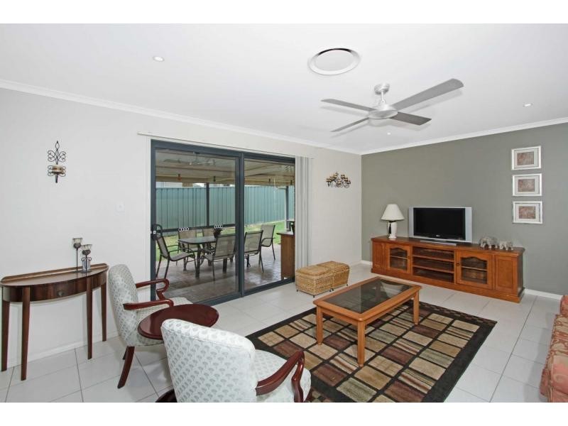 2A William Street, Paxton NSW 2325