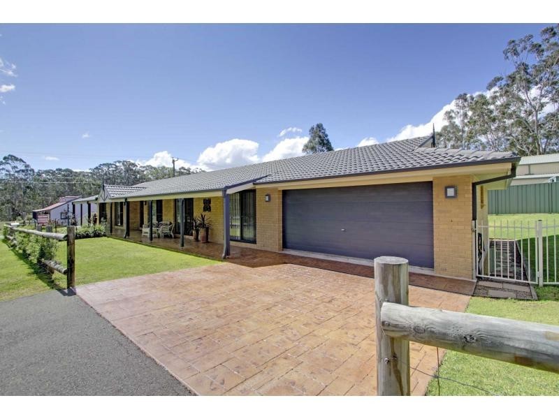 2A William Street, Paxton NSW 2325