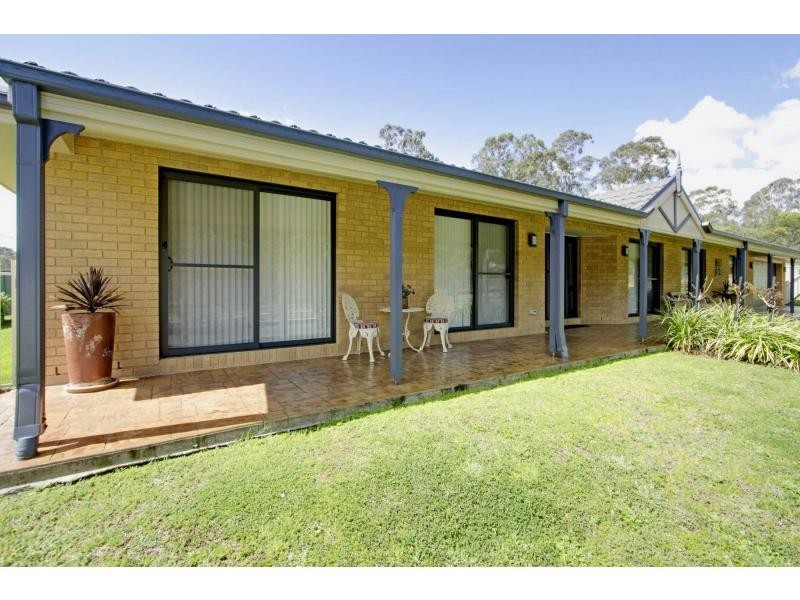 2A William Street, Paxton NSW 2325