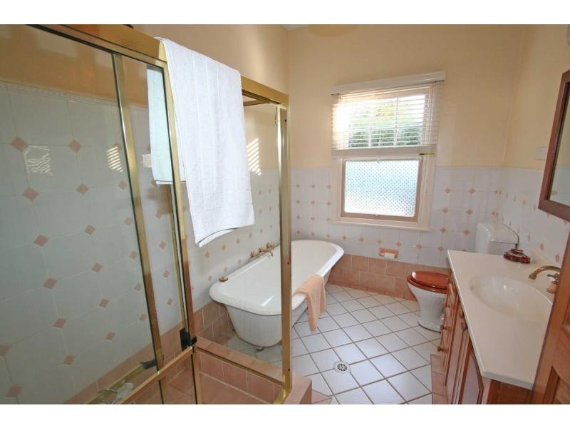 63 Wollombi Road, Cessnock NSW 2325