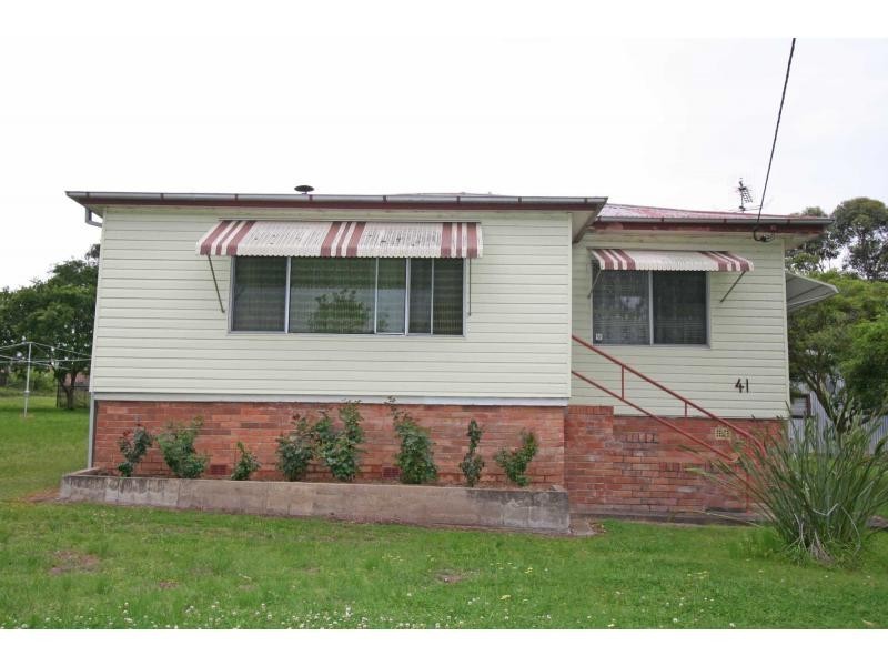 41 Nelson Street, Greta NSW 2334