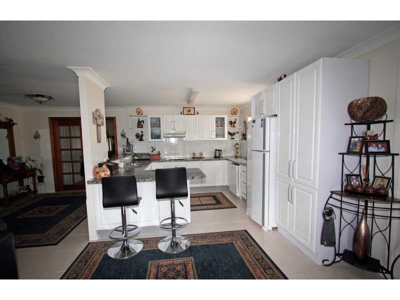 47 Caledonia Street, Kearsley NSW 2325