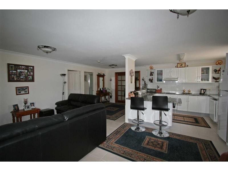 47 Caledonia Street, Kearsley NSW 2325