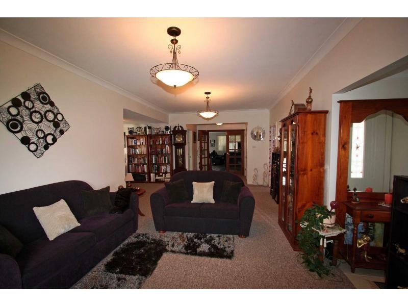 47 Caledonia Street, Kearsley NSW 2325