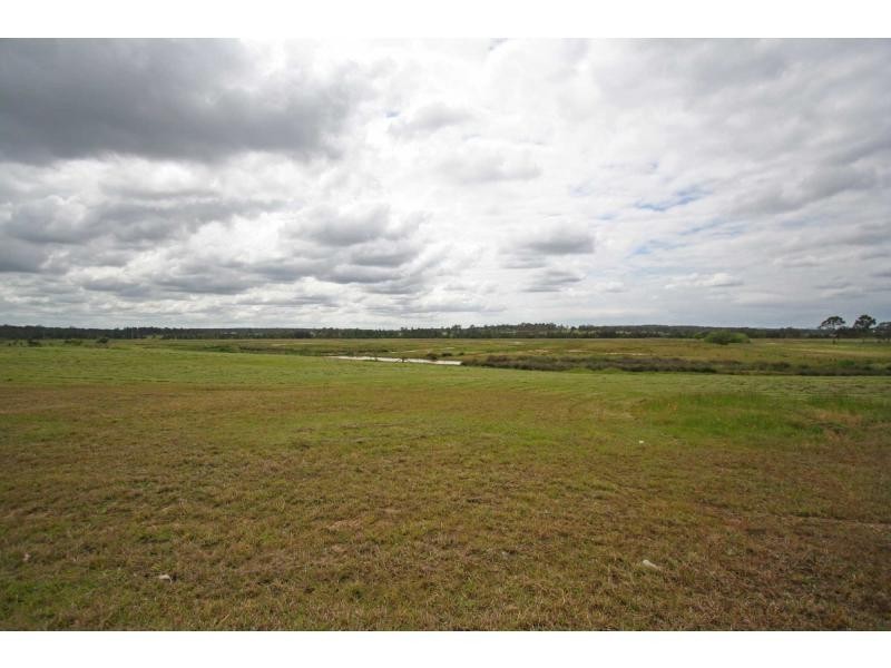 64 Wine Country Drive, Nulkaba NSW 2325