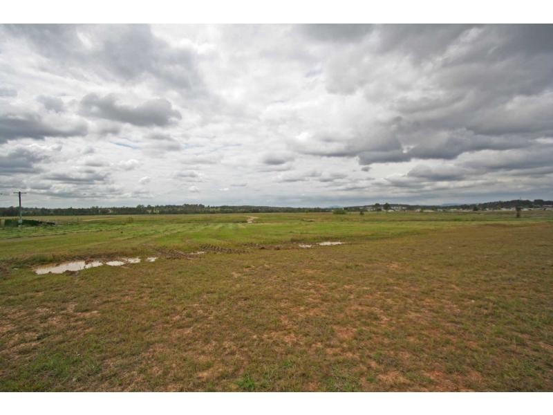 64 Wine Country Drive, Nulkaba NSW 2325
