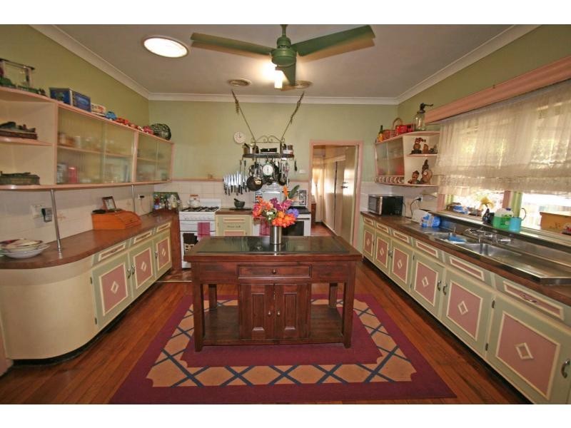 16 Ellalong Road, Pelton NSW 2325