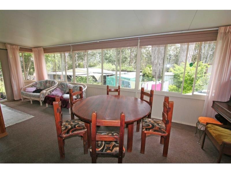 16 Ellalong Road, Pelton NSW 2325