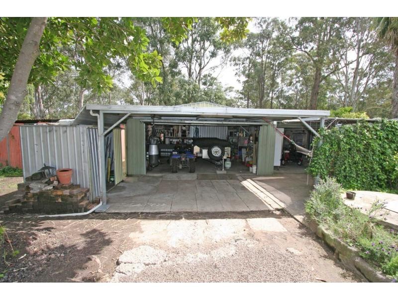 16 Ellalong Road, Pelton NSW 2325