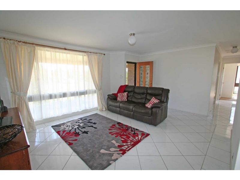2 Comerford Close, Aberdare NSW 2325