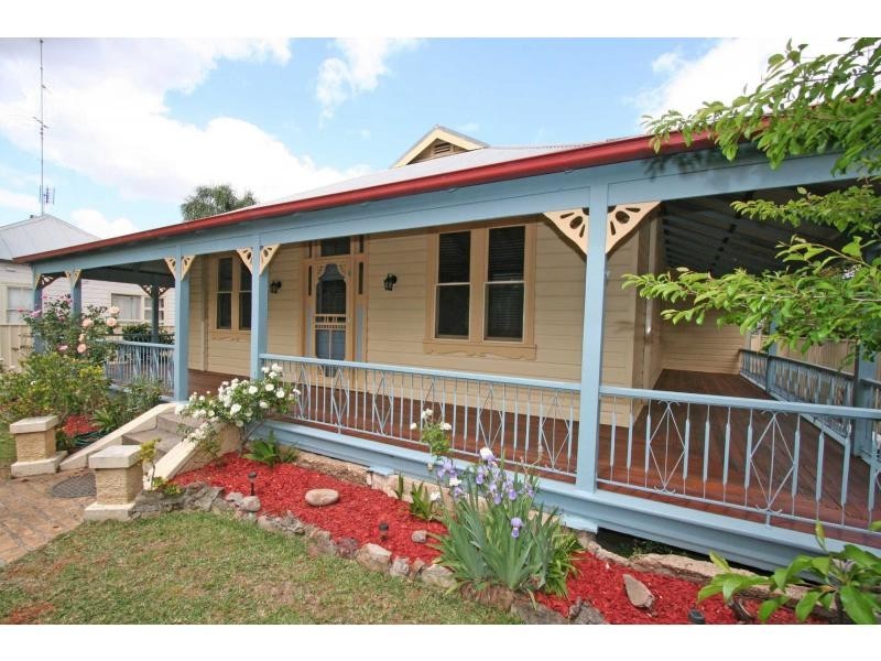 4 Dudley Street, Cessnock NSW 2325