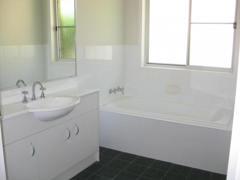 4 First Street, Millfield NSW 2325