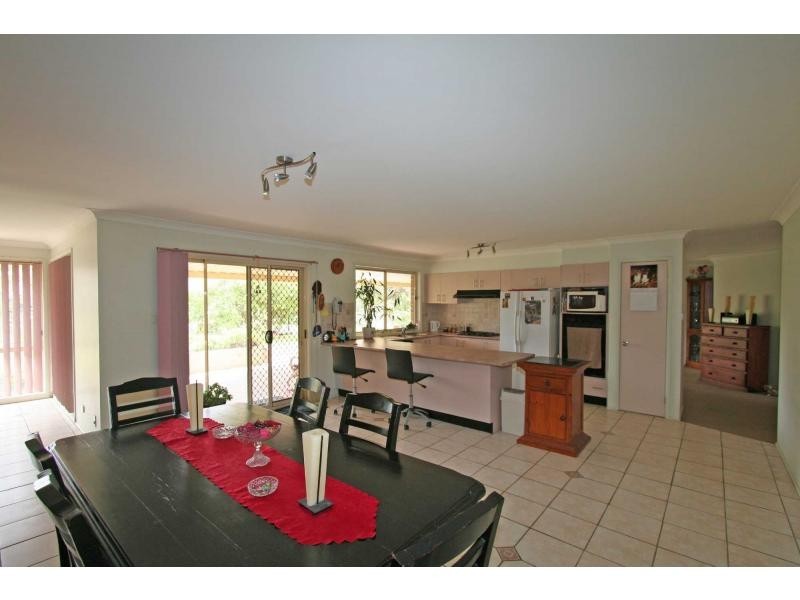 185 Wine Country Drive, Nulkaba NSW 2325