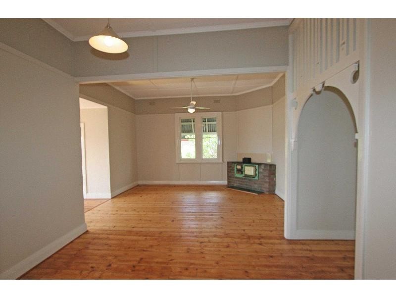 44 Love Street, Cessnock NSW 2325