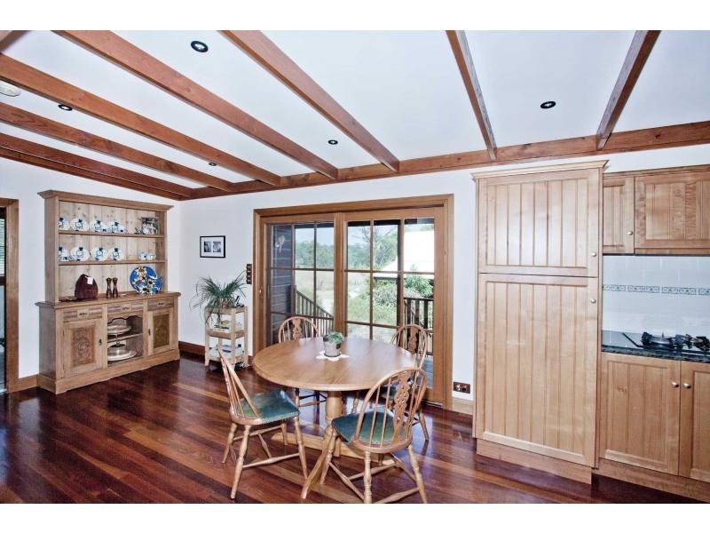 15 The Ballabourneen, Lovedale NSW 2325