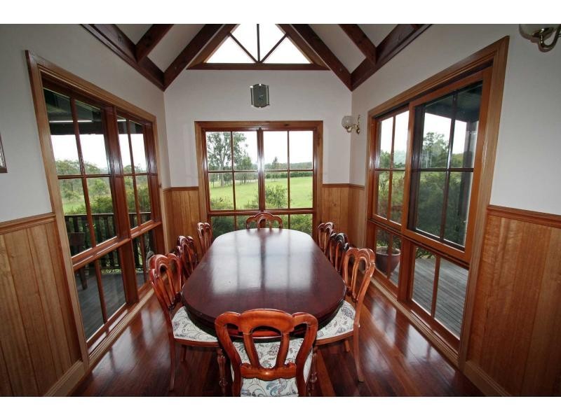15 The Ballabourneen, Lovedale NSW 2325