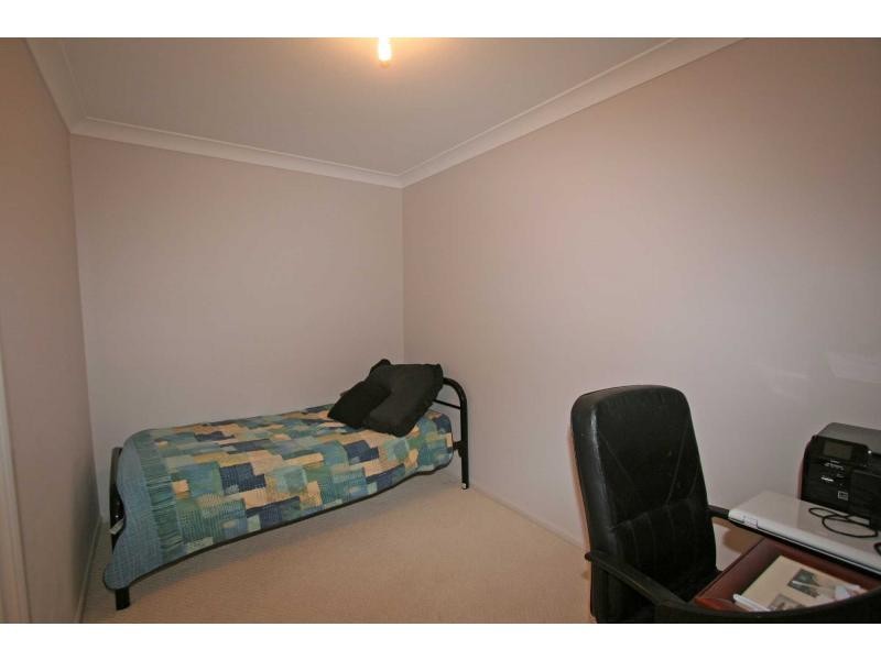 6 Stirling Street, Abernethy NSW 2325