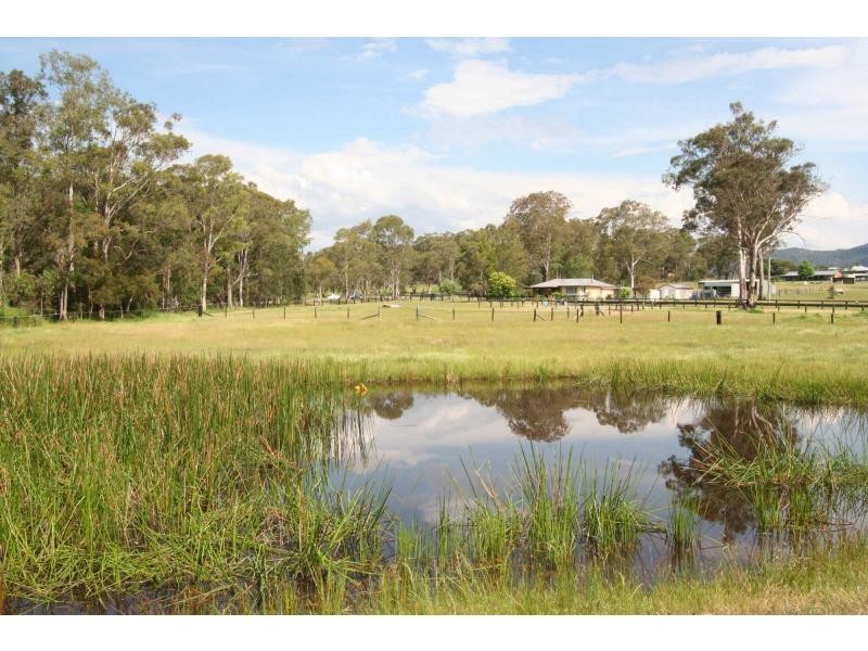 20 Heaton Road, Quorrobolong NSW 2325