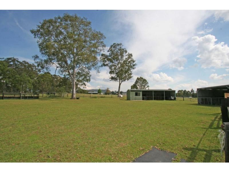 20 Heaton Road, Quorrobolong NSW 2325