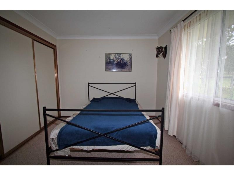 20 Heaton Road, Quorrobolong NSW 2325