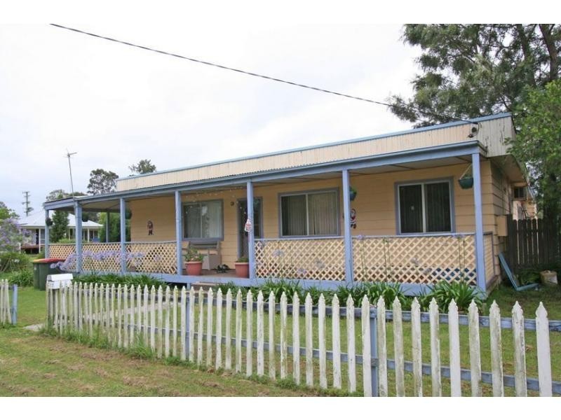 17 Evans Street, Greta NSW 2334