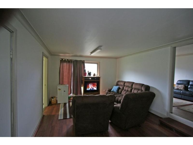 17 Evans Street, Greta NSW 2334