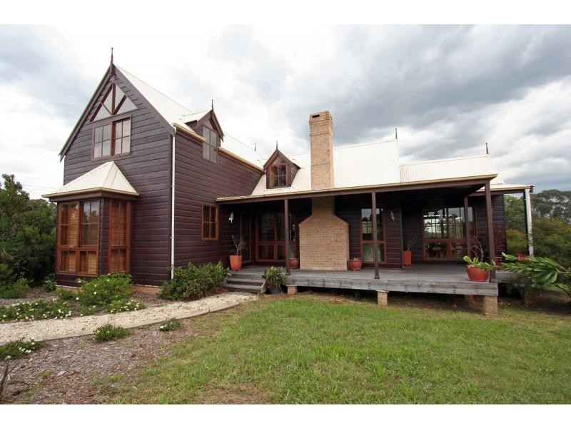 15 The Ballabourneen, Lovedale NSW 2325