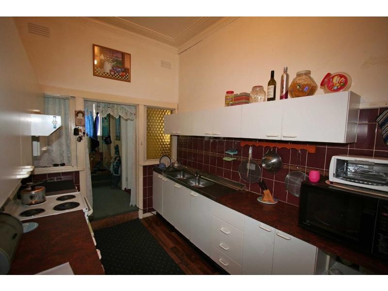 18 Cumberland Street, Cessnock NSW 2325