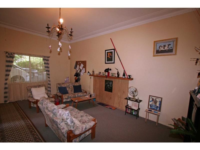 18 Cumberland Street, Cessnock NSW 2325