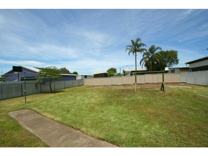 27 Daniel Street, Cessnock NSW 2325