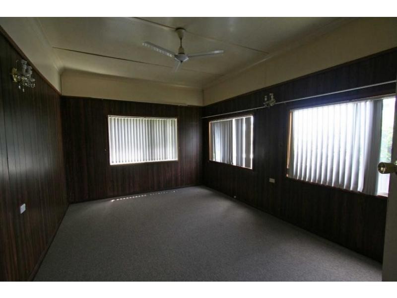 27 Daniel Street, Cessnock NSW 2325