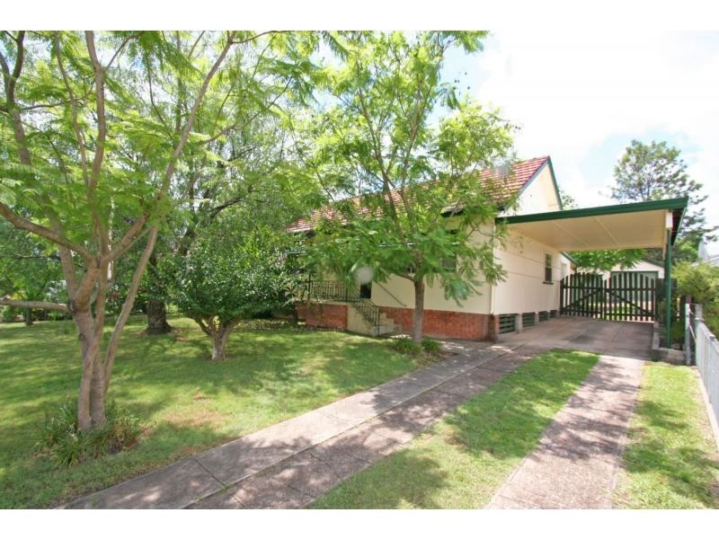 25 Wollombi Road, Cessnock NSW 2325