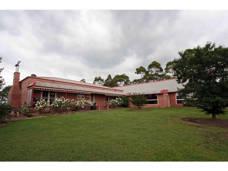 196 Wilderness Road, Lovedale NSW 2325