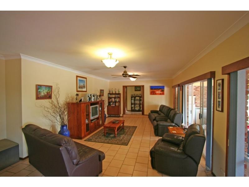 7 Malia Close, Windella NSW 2320