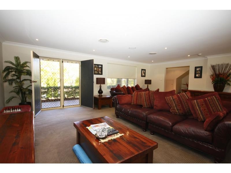 24 Regent Street, Cessnock NSW 2325