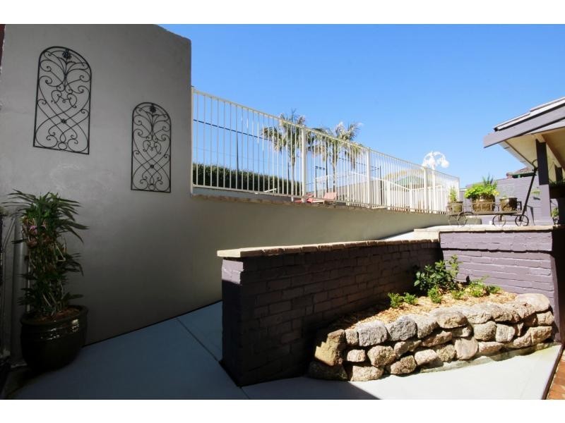 24 Regent Street, Cessnock NSW 2325