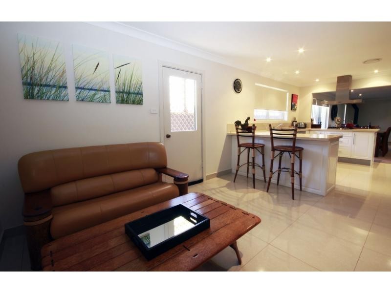 24 Regent Street, Cessnock NSW 2325