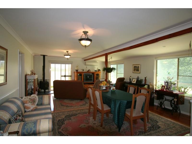 278 Heaton Road, Quorrobolong NSW 2325