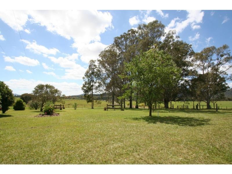 278 Heaton Road, Quorrobolong NSW 2325