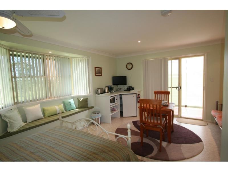 278 Heaton Road, Quorrobolong NSW 2325
