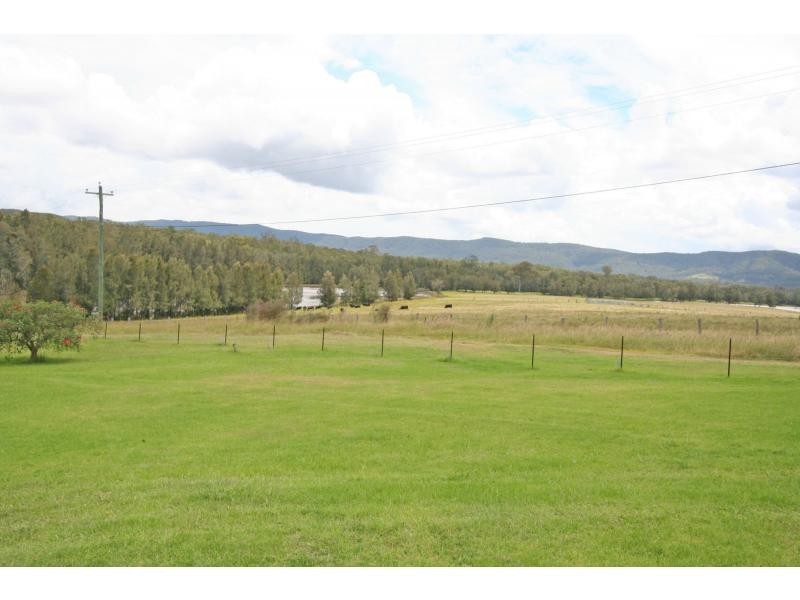 2 Truro Street, Ellalong NSW 2325