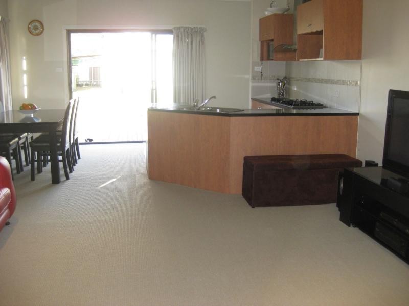 4 Desmond Street, Cessnock NSW 2325