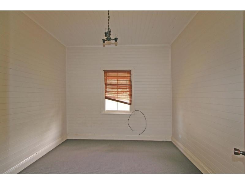 2 McFarlane Street, Cessnock NSW 2325