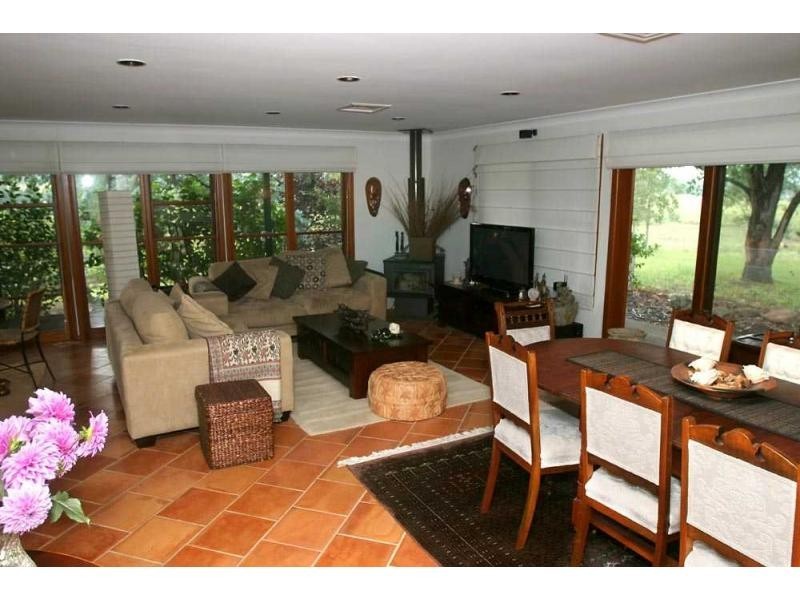 558 Wollombi Road, Broke NSW 2330