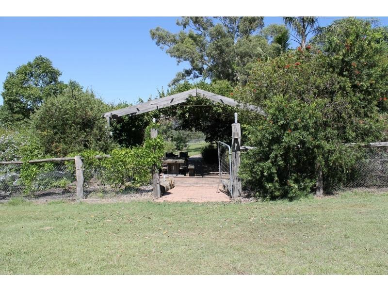 558 Wollombi Road, Broke NSW 2330