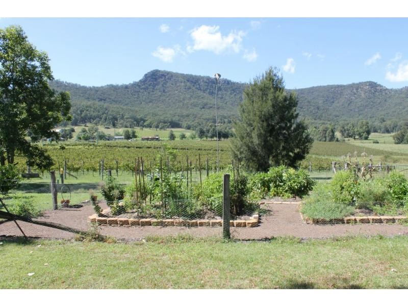 558 Wollombi Road, Broke NSW 2330