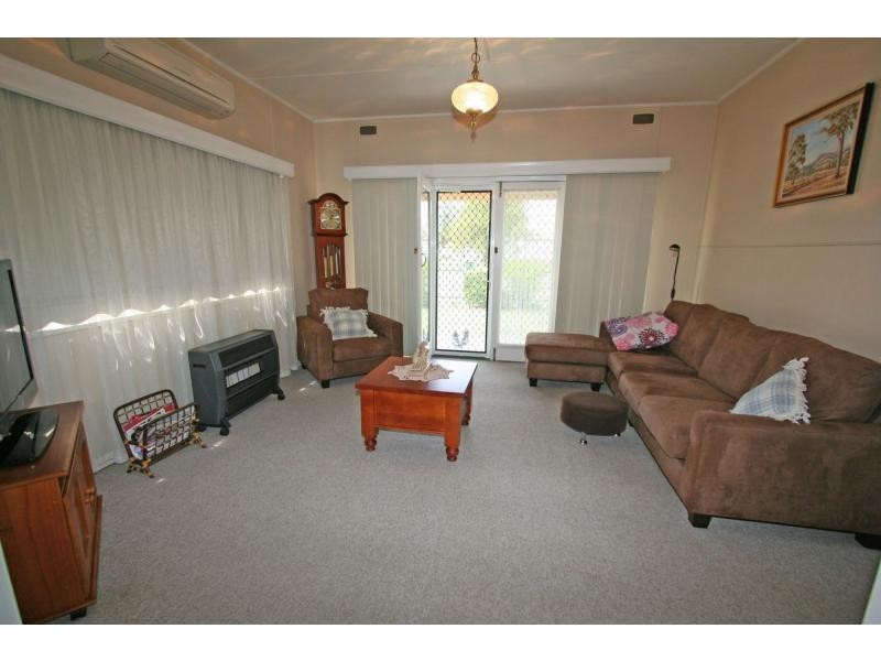 41 Elizabeth Street, Cessnock NSW 2325