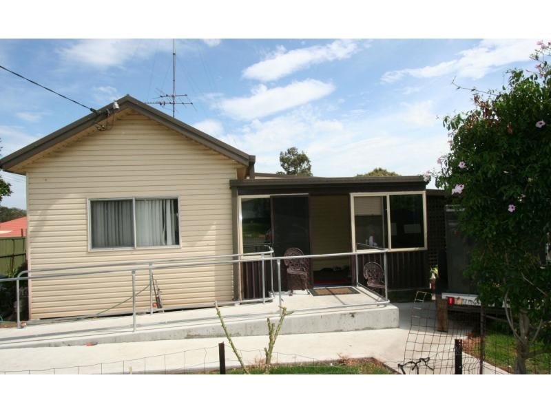 9 Lavender Street, Cessnock NSW 2325