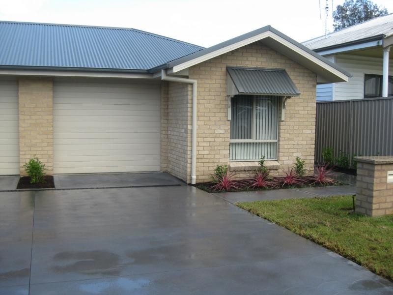Unit 2, 1 George Street, Cessnock NSW 2325
