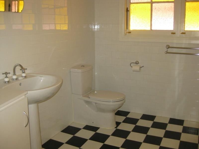 20 Foster Street, Cessnock NSW 2325